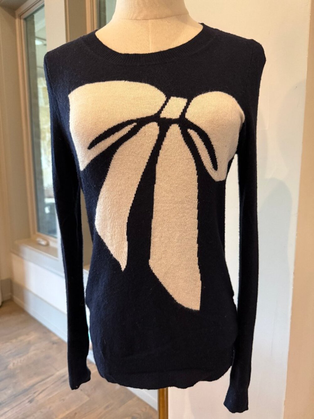 XS Vintage J.Crew Giant Bow Intarsia Sweater 2012